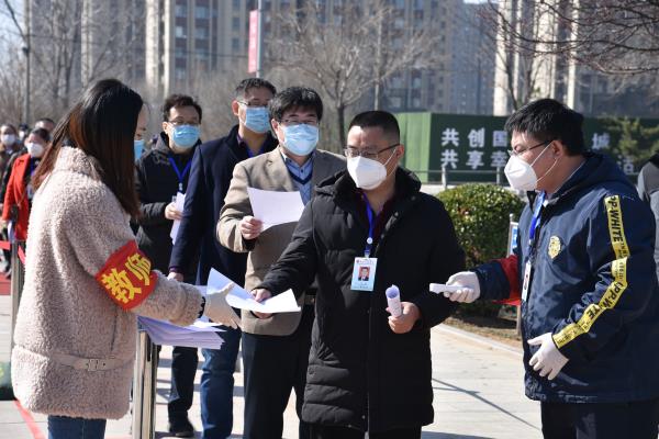 我校举行开学疫情防控模拟演练！