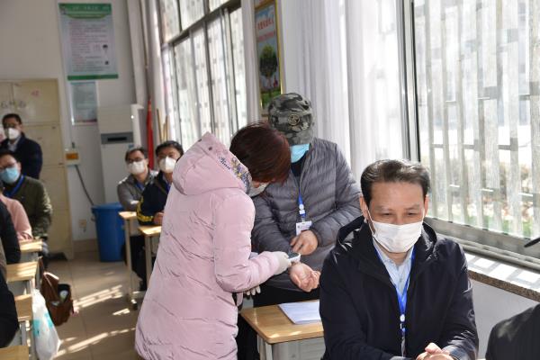 我校举行开学疫情防控模拟演练！