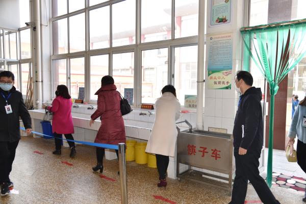 我校举行开学疫情防控模拟演练！