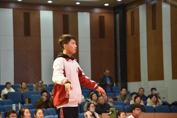 课程育人 | 唱响青春,歌咏未来!