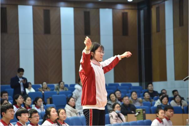 课程育人 | 唱响青春,歌咏未来!